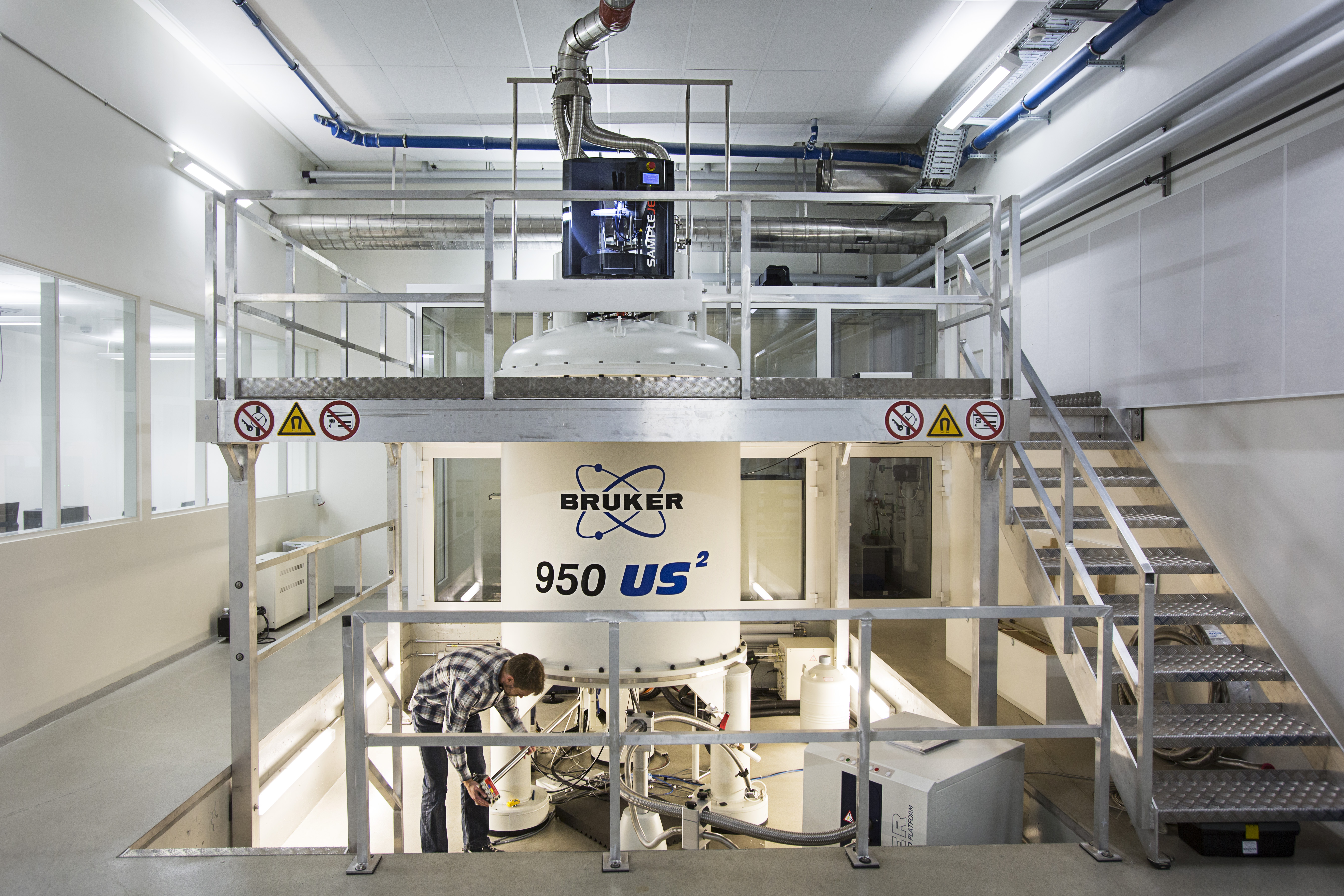 Novo Nordisk Foundation supports upgrade og Northern Europe's most powerful NMR instrument. (Photo: Lars Kruse, AU Photo)